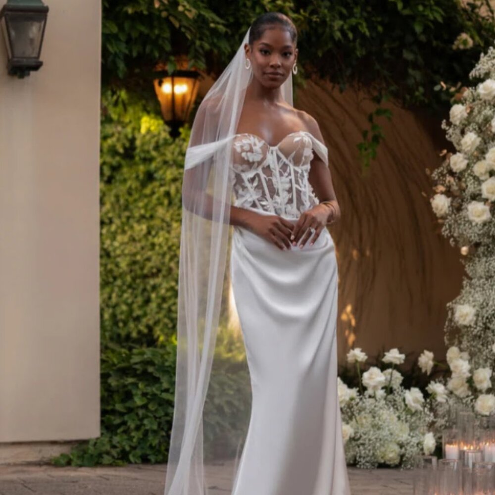 NEW JLUXLABEL Ivory Infinite Love Satin Gown